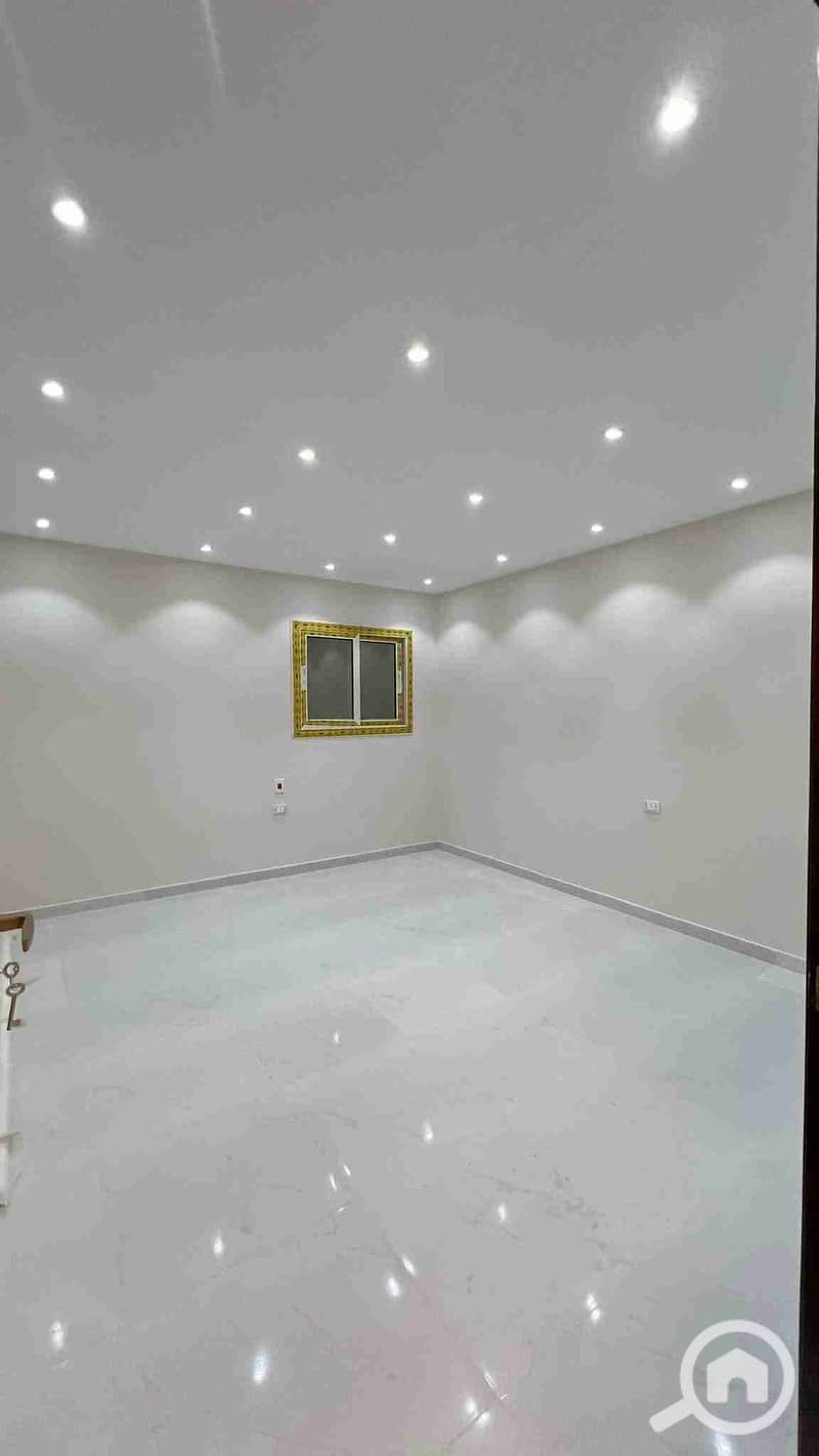 5 1000719780. jpg
