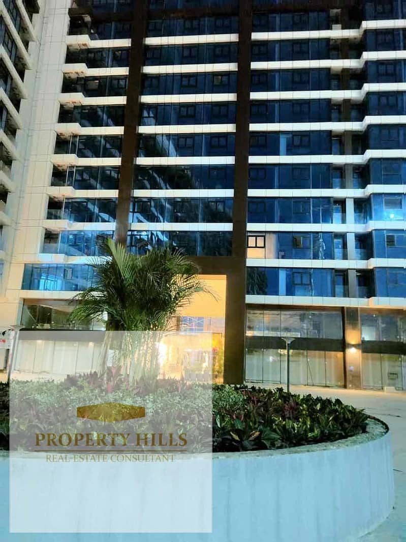 Hotel apartment for sale, 160m, rented daily for 550 dollars at Marriott Residences in Heliopolis, in front of City Stars and the airport, with a very strong investment return. - Widok 5