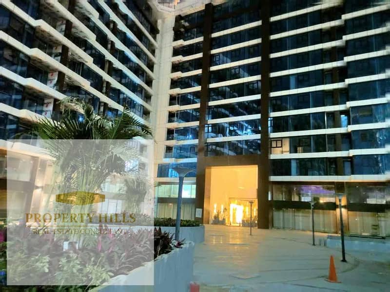Hotel apartment for sale, 160m, rented daily for 550 dollars at Marriott Residences in Heliopolis, in front of City Stars and the airport, with a very strong investment return. - Widok 6