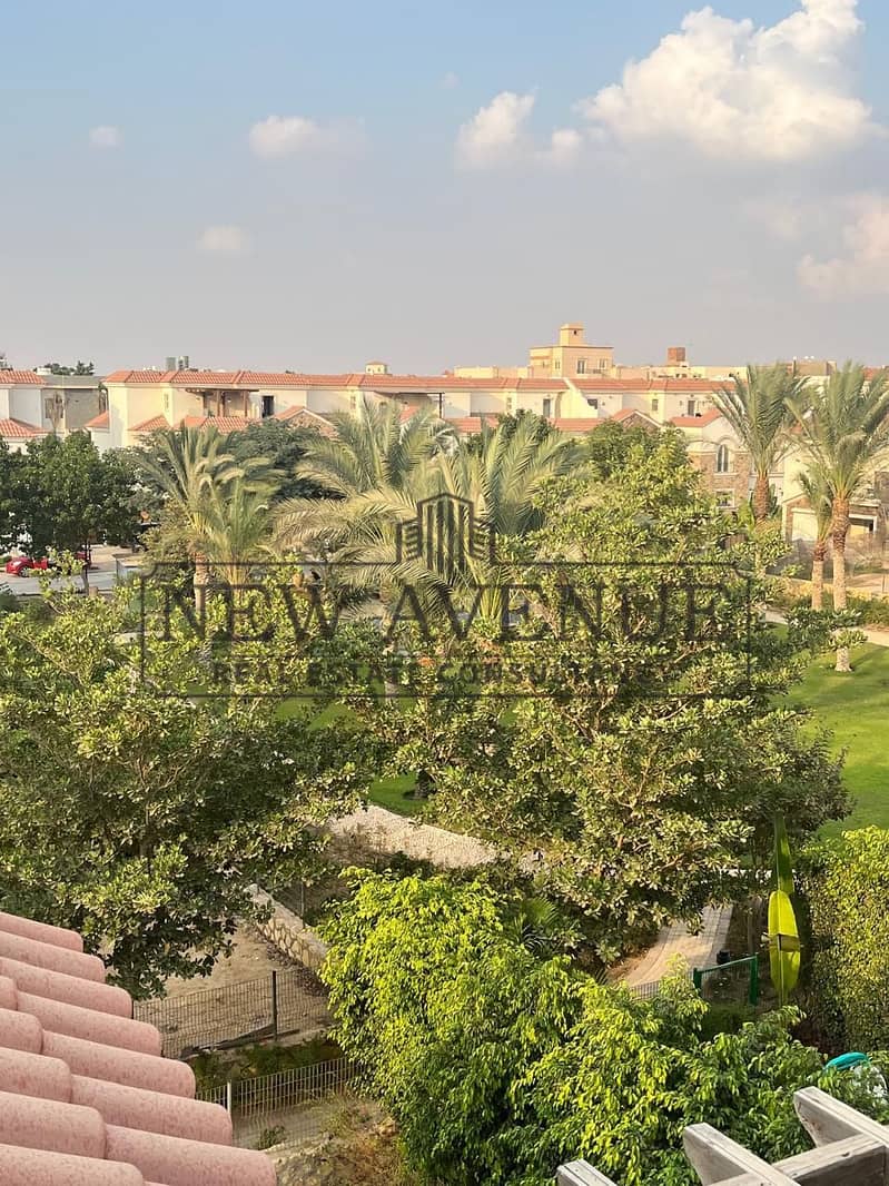 Townhouse with Prime Landscape and Pool View in Divina Gardens with elevator plumbing and electrical - Below Market Price - Widok 6