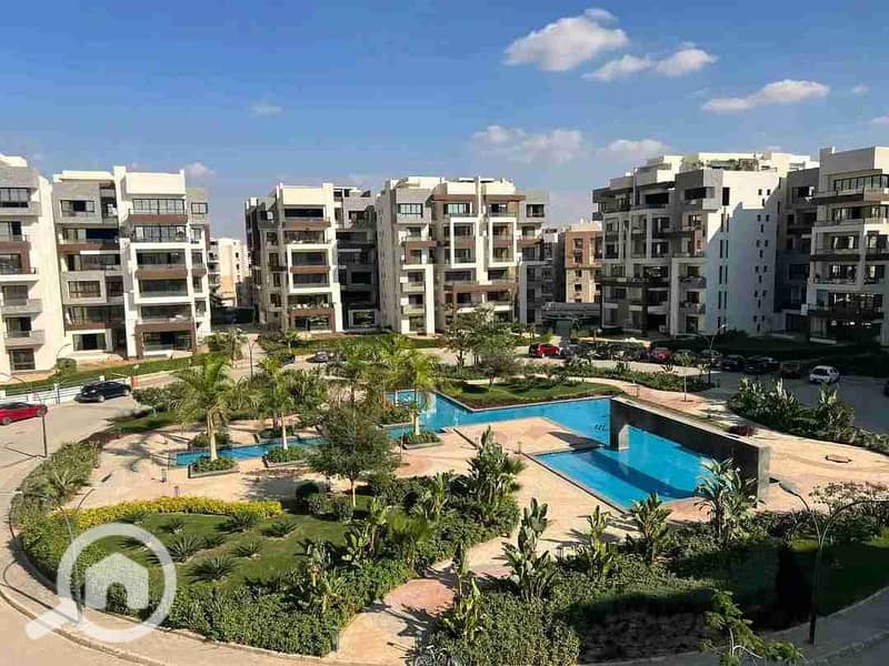 Twin house for sale in the Golden Square next to Sun Capital and Rehab October City - Meer