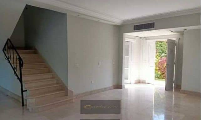 Villa for rent in the heart of Zayed, Greens Compound, refurbished with air conditioning and a kitchen, featuring a special view. - Widok 2