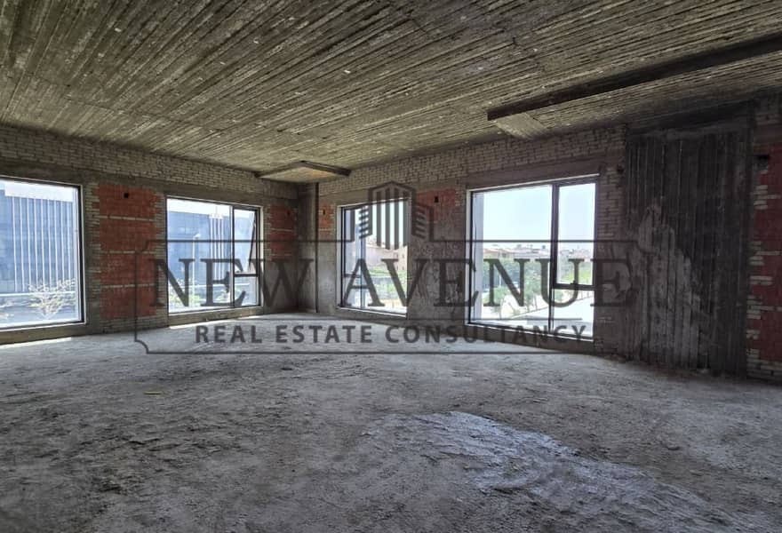 Corner Office atWaterway Villas Can be Finished For Rent - Ansicht 3