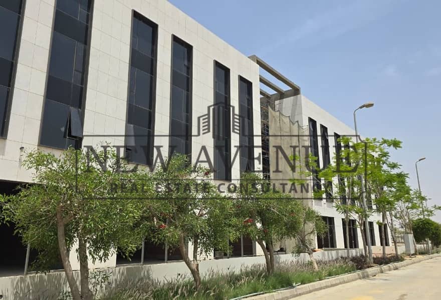 Corner Office atWaterway Villas Can be Finished For Rent - Mehr