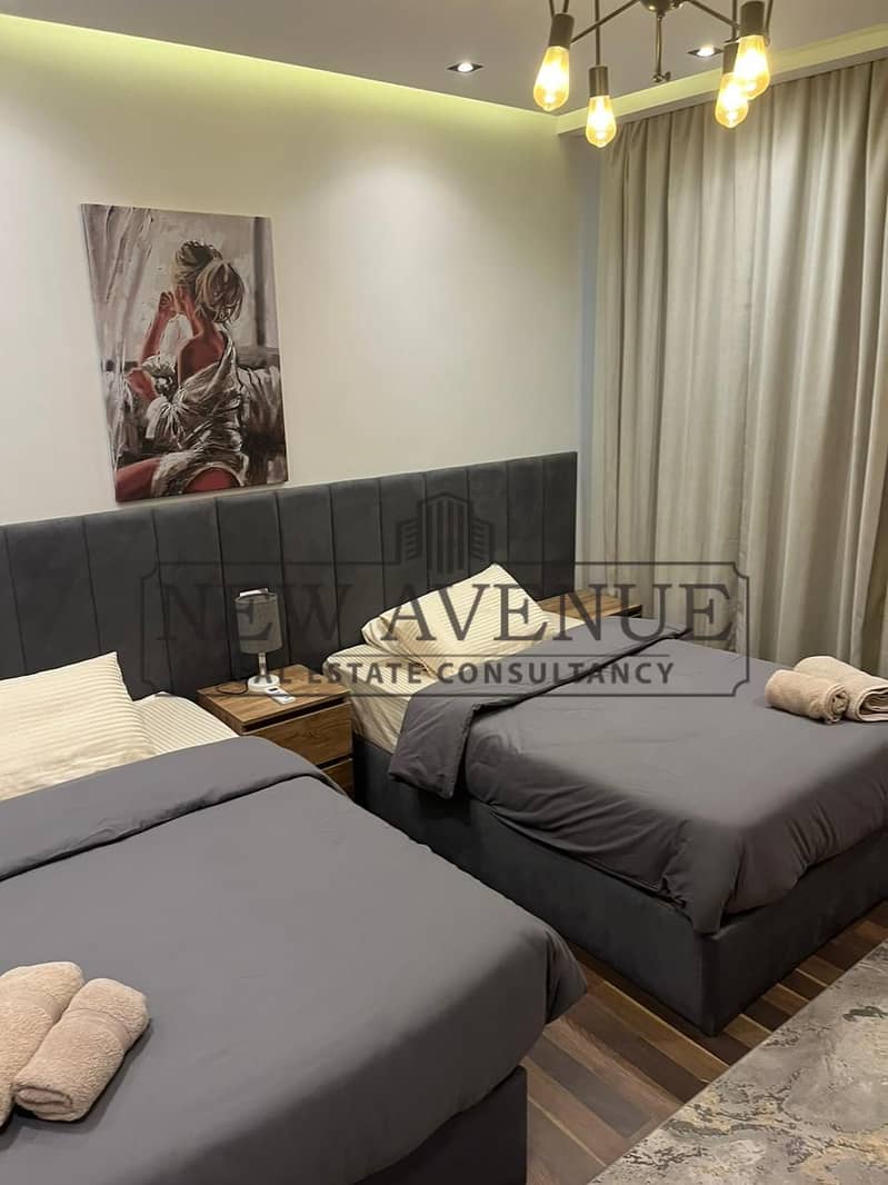 Luxurious finishing and furnished Ground apartment in Palm Hills Village Gate New Cairo very prime location direct on landscape - Widok 6