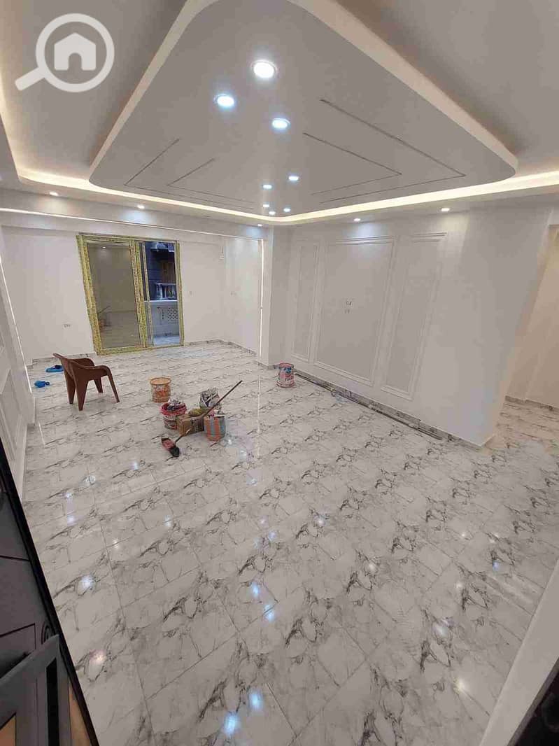 Apartment for sale for investment in Al-Asafwa with a stunning sea view, two bedrooms and a hall. - Altro