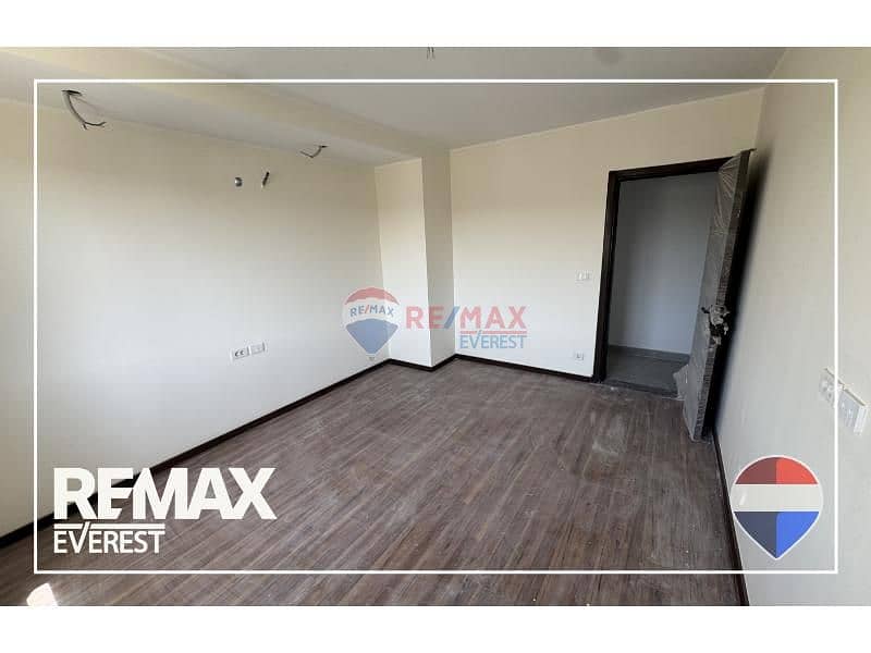 First use -Penthouse in Badya Palm Hills - Więcej