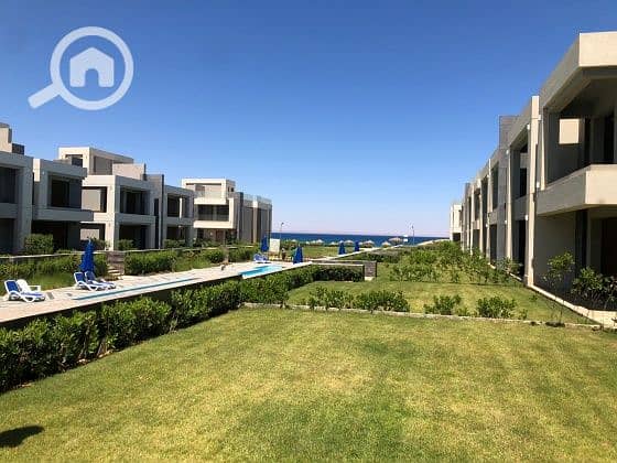 130m with garden and get immediate delivery fully finished chalet first row on the sea for sale in La Vista Ray Ain Sokhna near Porto Sokhna - Ansicht 3
