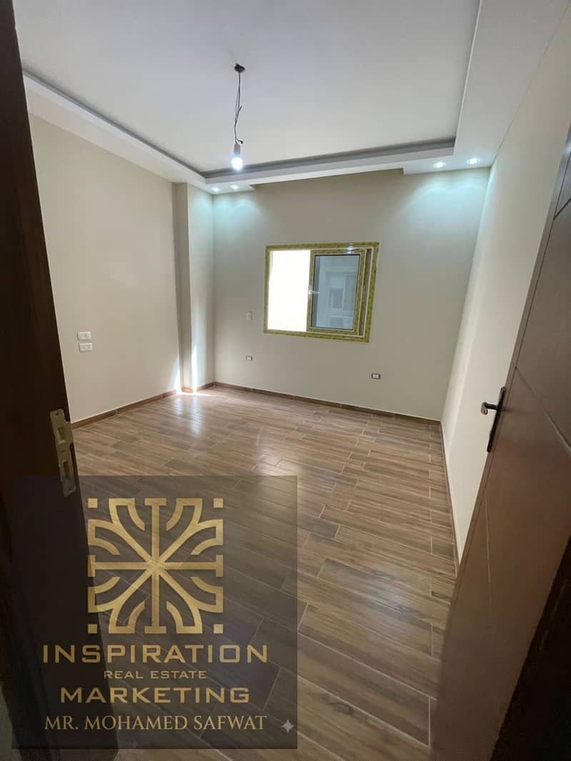 Prime 200m Apartment for Rent in South Lotus | Super Lux | Front View - Widok 5