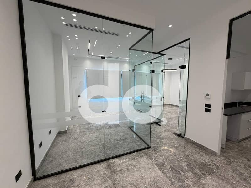 Administration Office Prime 366 sqm Fully Finished Office with AC's for Rent in Lake Town Mall New Cairo - 5th Settlement - Hot OFFER - Ansicht 3