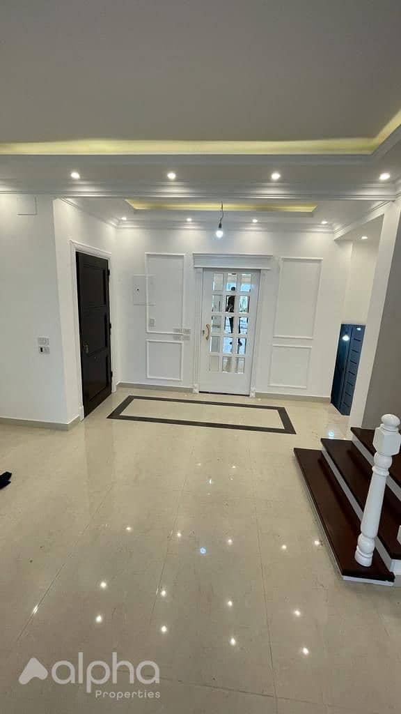 for rent i villa garden in giza plateau compound ultra lux kitchen & acMs’ - Bilde 4