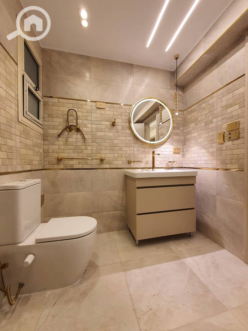 Apartment for sale on Fifty Street in Zahra Maadi, area 105 m - Więcej