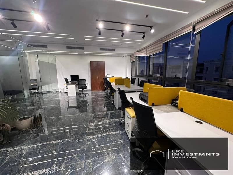 Ultra-super-lux office for sale with immediate occupancy in Mivida (The Place) - Fifth Settlement - suitable for startups - with a 20% down payment ov – další