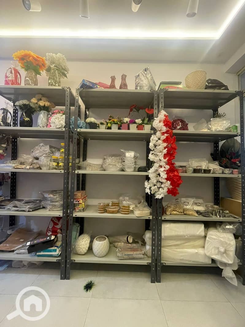 Finished ground shop with services of البنفسج - New Cairo - Ansicht 2