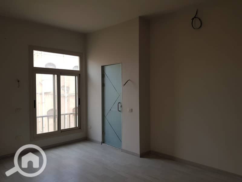 5th District, one of the most elegant and quiet residential areas in the heart of New Cairo, walking distance from the British International School (B – pohled 6