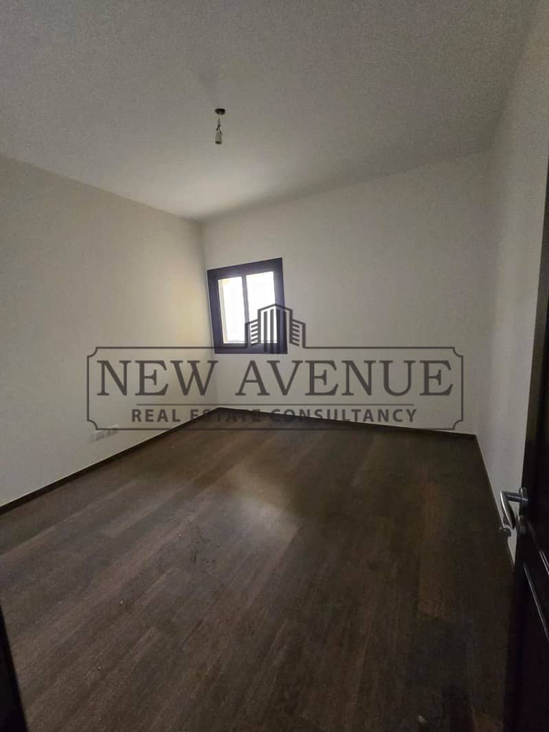 bellow market price Fully finished apartment for sale in mivida with very prime location open view on landscape and water features - Mehr