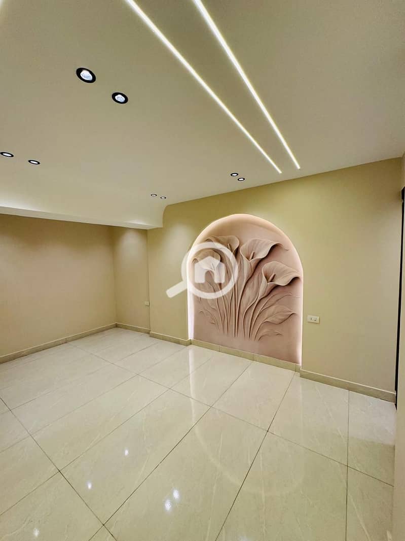 Apartment for sale, ultra-super-lux finishing, 4th District, 1st Neighborhood, next to the Central Axis, Al-Najda Square, Nile School, Royal School, a - Więcej
