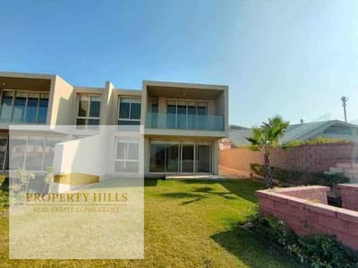 4 Bedroom Townhouse for Sale in Ain Sukhna, Suez - بمقدم 445 الف فقط وتستلم فيلا متشطبه سوبر لوكس ف العين السخنه بالتقسيط