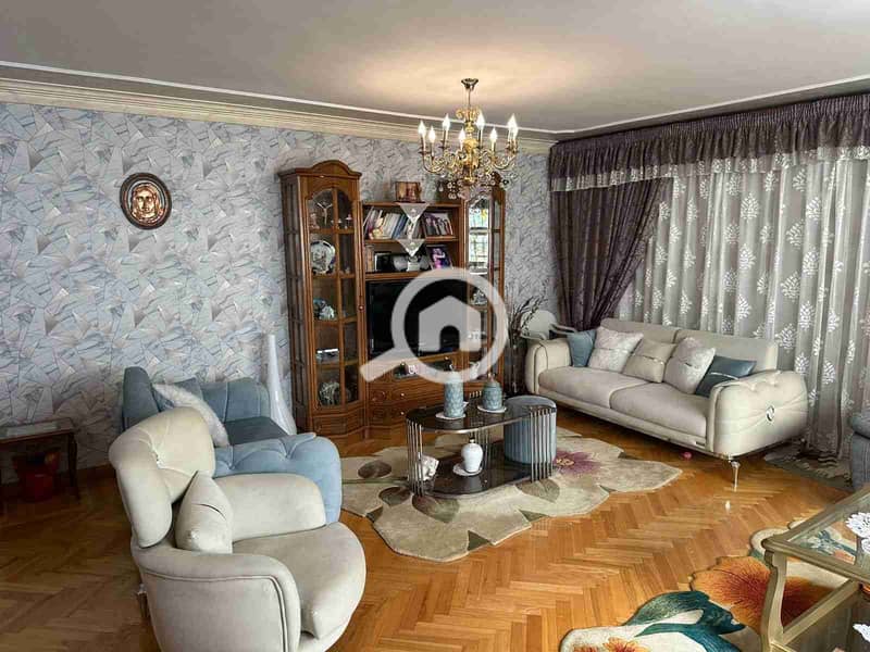 Apartment for sale in Heliopolis, 220 m, Khalifa Al-Mamoun, seventh floor, 2 elevators, 3 rooms, 2 bathrooms, reception with 4 sections. – pohled 5