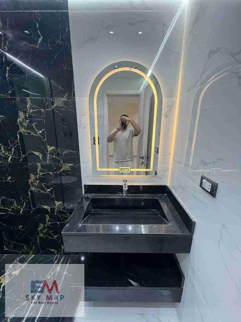3 1001103715. jpg