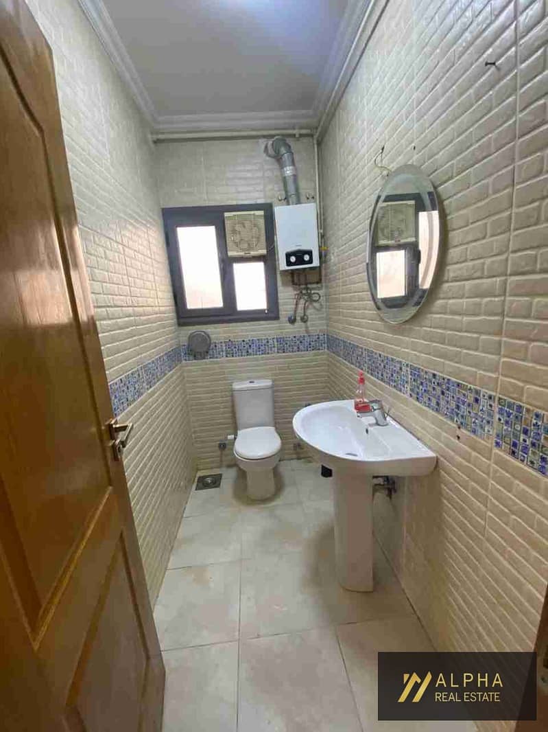 8 1000317522. jpg