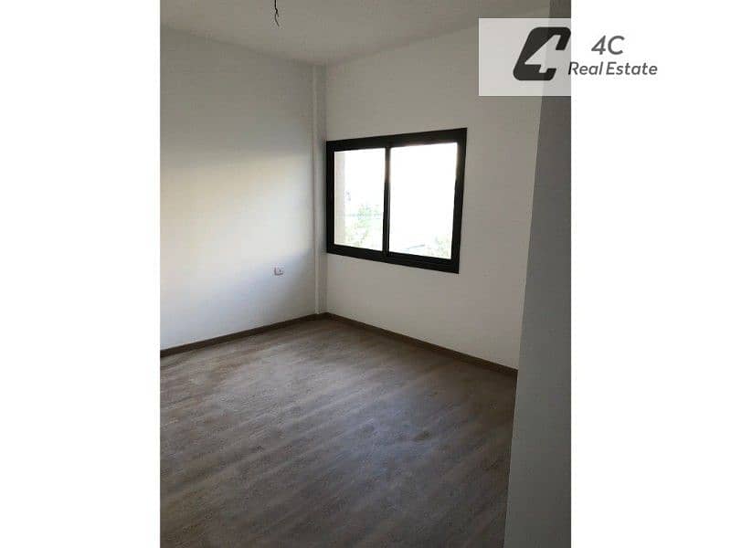 Fully finished with acs Apartment ready to move 147 m for sale with 3 bedrooms in compound fifth square al marasem new cairo with very prime location - Vista 5