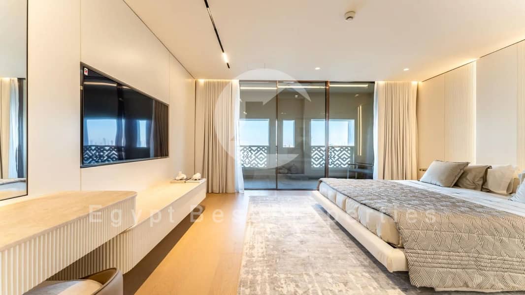 FOR SALE CHALET WITH FIRST PRICE WITH LONG 10YEARS IN RAS ELHEKMA - First launch - palm hills - for sale - Vista 4