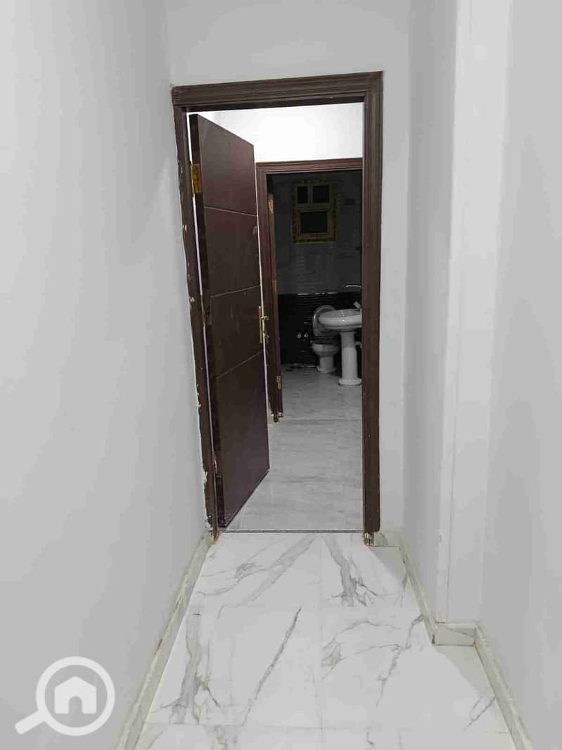 8 104079. jpg