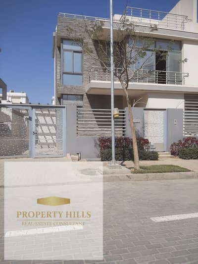 4 Bedroom Twin House for Sale in New Cairo, Cairo - WhatsApp Image 2026-05-22 at 9.22. 39 PM. jpeg 4 Bedroom Twin House for Sale in New Cairo, Cairo - WhatsApp Image 2026-05-22 at 9.22. 39 PM. jpeg
