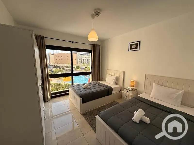 Fully Furnished Serviced Apartment - Vista 3