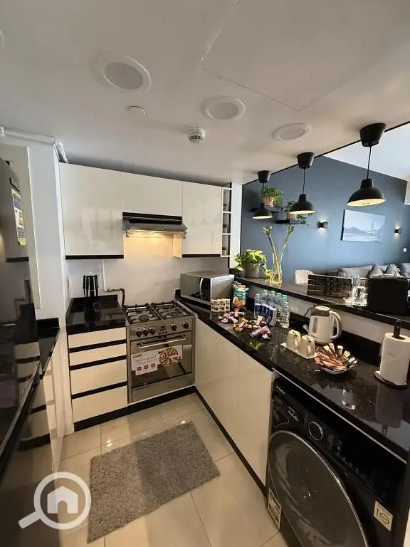 Fully Furnished Serviced Apartment - Vista 6