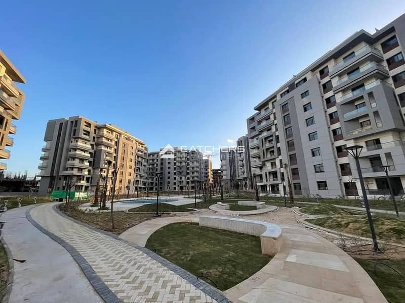 2-Bedroom Apartment, Ready to Move, Fully Finished (Ultra Super Lux) in Bleu Vert, New Capital, on Bin Zayed Axis, with Installments available. - Altro