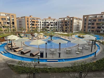 شقة 3 غرف نوم للبيع في مدينة الشروق، القاهرة - لسرعه البيع شقة مميزة بفيو رائع وفريد كمبوند جراندا لايف الشروق