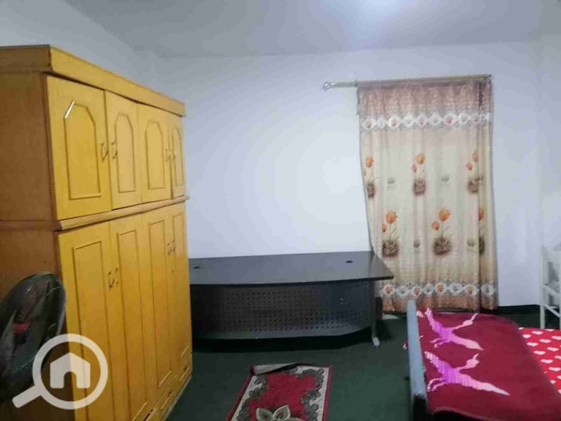 Furnished apartment in Maadi, 105 El-Raisi Street, fourth floor, consists of two bedrooms, reception, bathroom, kitchen, and 2 balconies, one of which overlooks El-Raisi Street. - Meer
