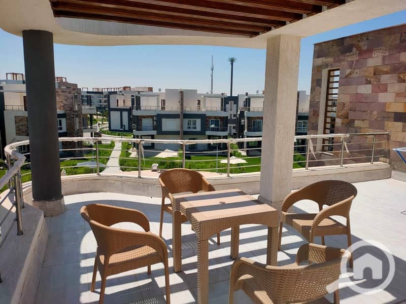 Marseille 4 Duplex Villa by the swimming pool – pohled 3