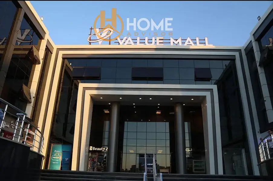 Commercial Shop for Rent in a Prime Location on Al Horeya Main Street in El Shorouk City – Super Lux Finishing