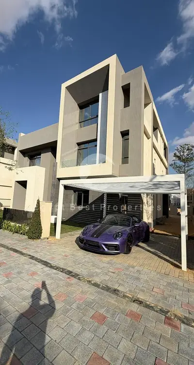 For Sale luxury apartment fully finished 5% DP 9y installment in New Cairo