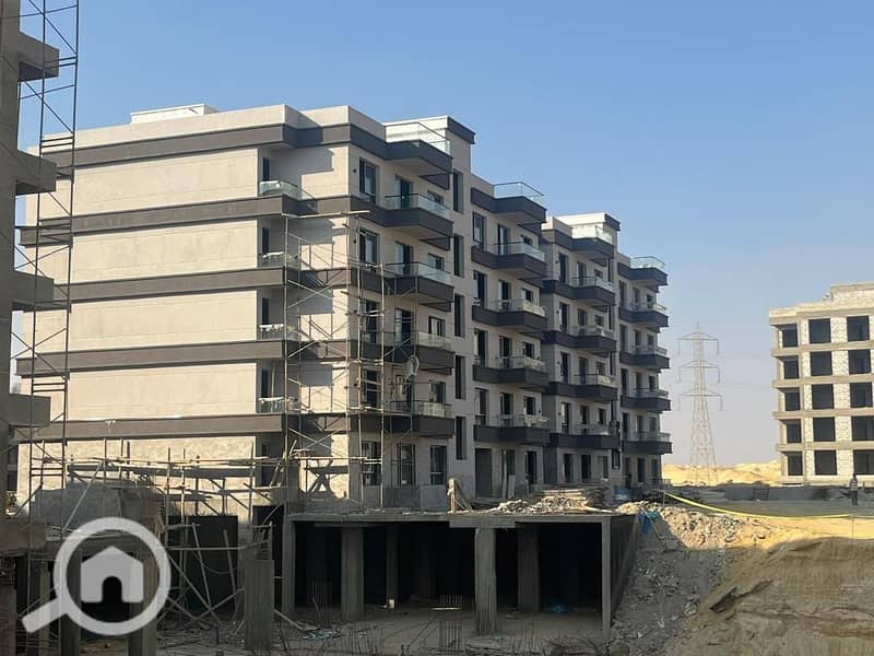 In New Zayed, a 250 sqm twin house villa for sale in De Joya Compound next to SODIC – developed by Taj Misr Developments - Aanzicht 3