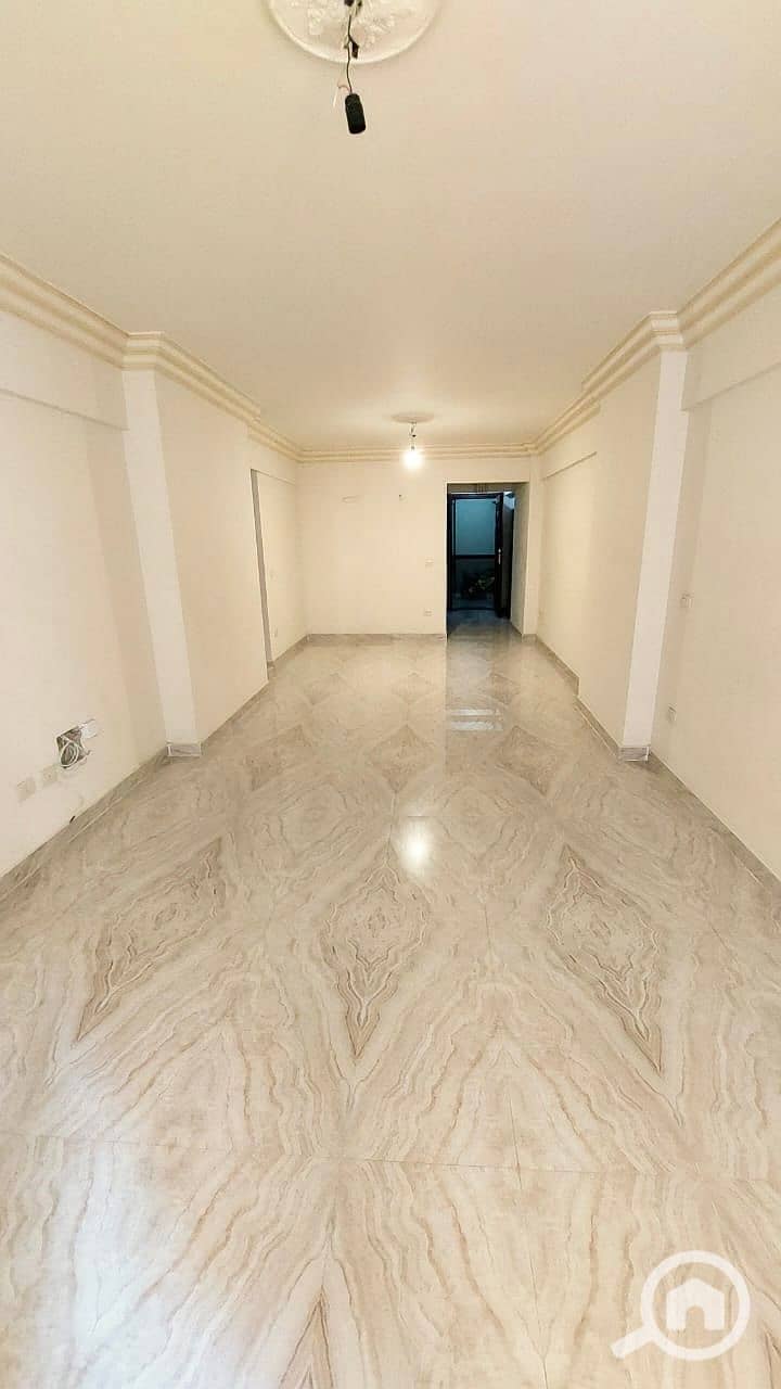 Office for rent 150m / Smouha in front of Zahran Mall for companies, Floor 1 - Vista 2