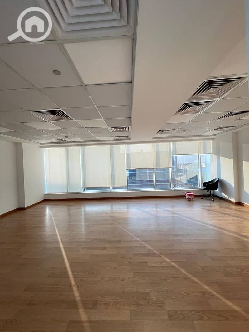Premier 105m administrative headquarters for rent in the strongest business complex at Trivium Square, New Cairo. – pohled 5
