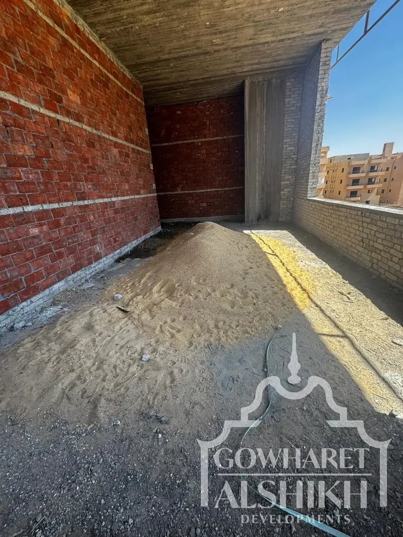 Shop for sale, 43 sqm, corner unit with a frontage, in the first commercial zone at Al Gawhara Mall, Northern Expansions, 6th of October City. – pohled 6