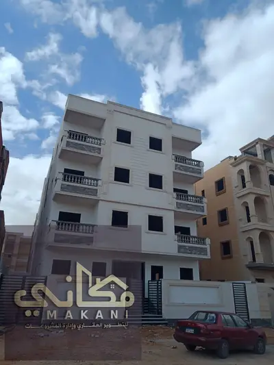 Own your residential unit at the best price, with the best space and layouts, and in the best location. 140m² ground floor apartment with garden view.
