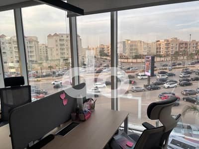 مکتب  للايجار في القاهرة الجديدة، القاهرة - f5d3d2d8-3dd9-4aee-9419-d7f1196d0c87. jpg
