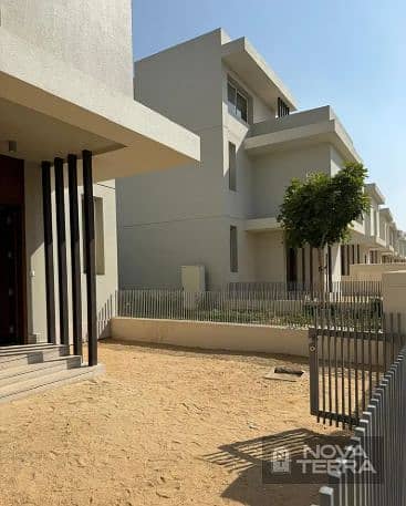 4 Bedroom Villa for Sale in Sheikh Zayed, Giza - Screenshot_9. png