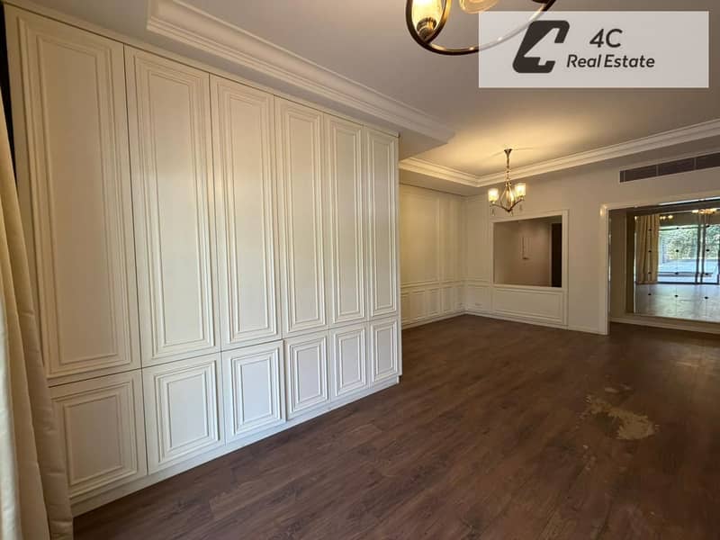 For sale at the lowest price in the compound, at the old contract price: an apartment with a private garden, ultra-super-lux finishing, – další