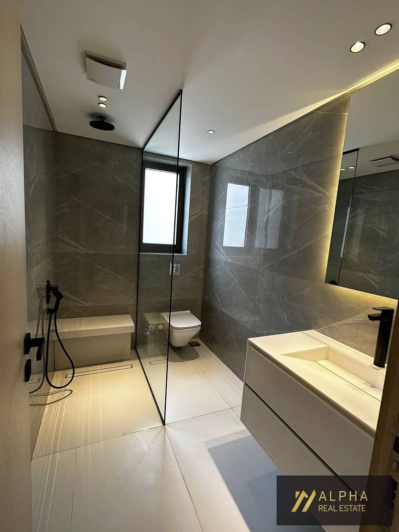 11 f7a5f3f6-840e-42da-8baa-91e964ad1107. jpg