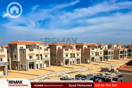 فیلا 6 غرف نوم للبيع في محرّم بيك، الإسكندرية - 2. jpg