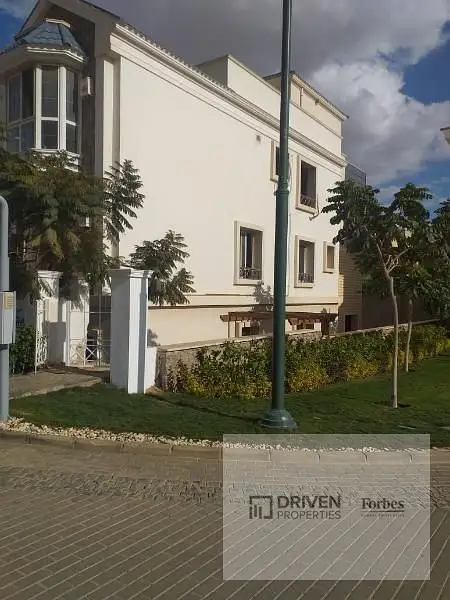 North facing Ready To Move Park i Villa for Sale In Mountain View Chillout Park Phase 2 Lake Side 6th of October Northern Expansions Sheikh Zayed Giza – pohled 6