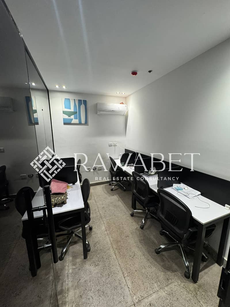110 SQM Ultra Super Lux Office Fully Finished with ACs in a Prime Business Mall - Ansicht 3
