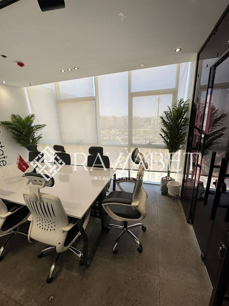 110 SQM Ultra Super Lux Office Fully Finished with ACs in a Prime Business Mall - Ansicht 5